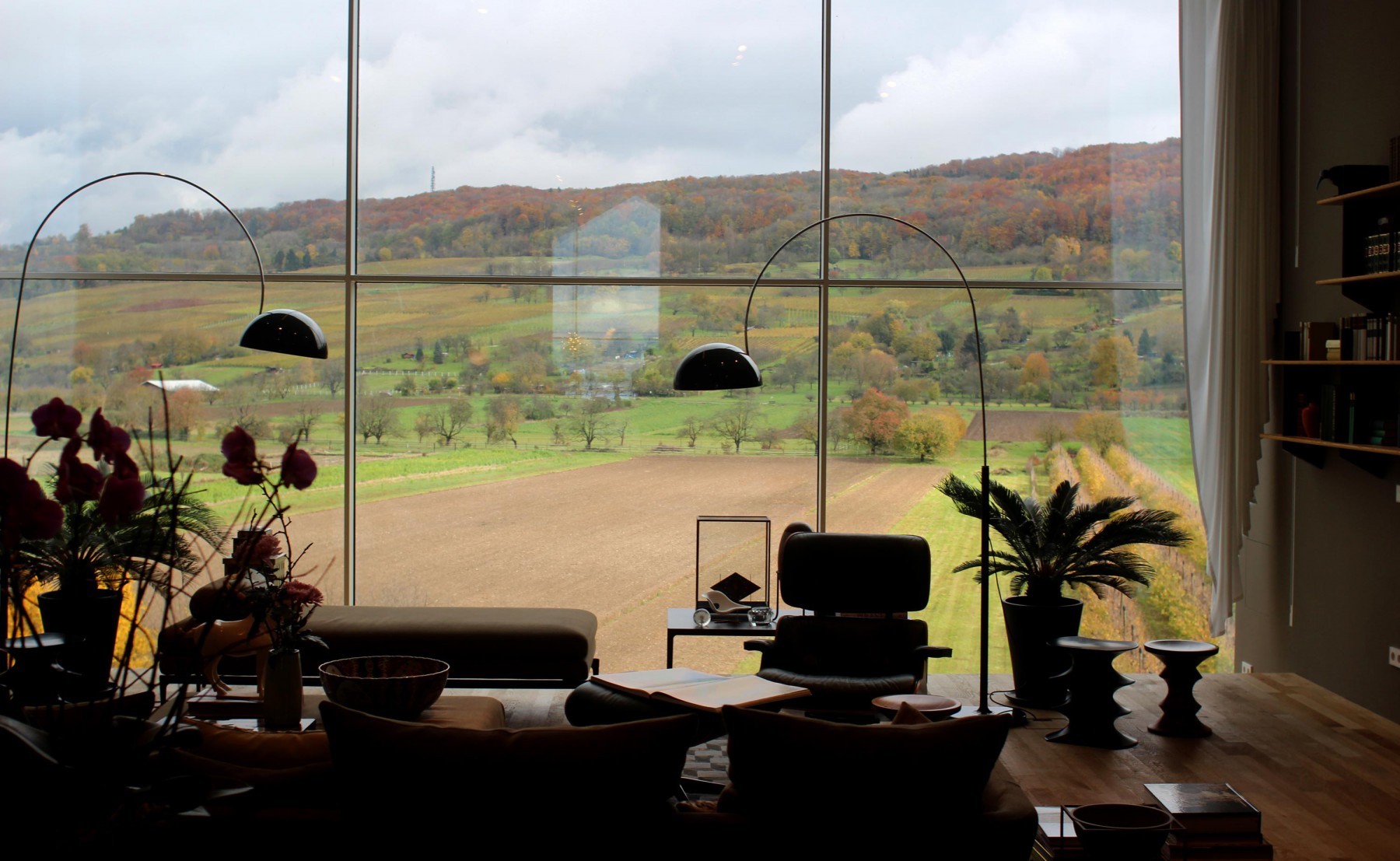 vitra-house-interior-panorama