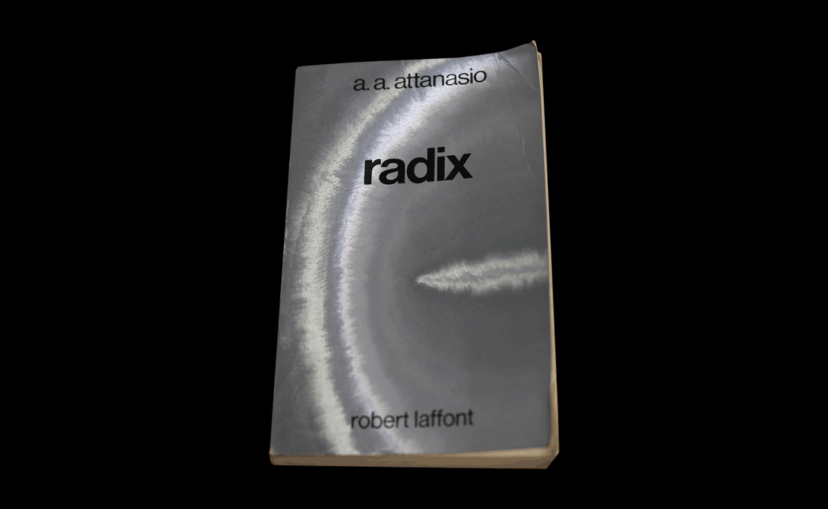 radix-heliophore-SF-black