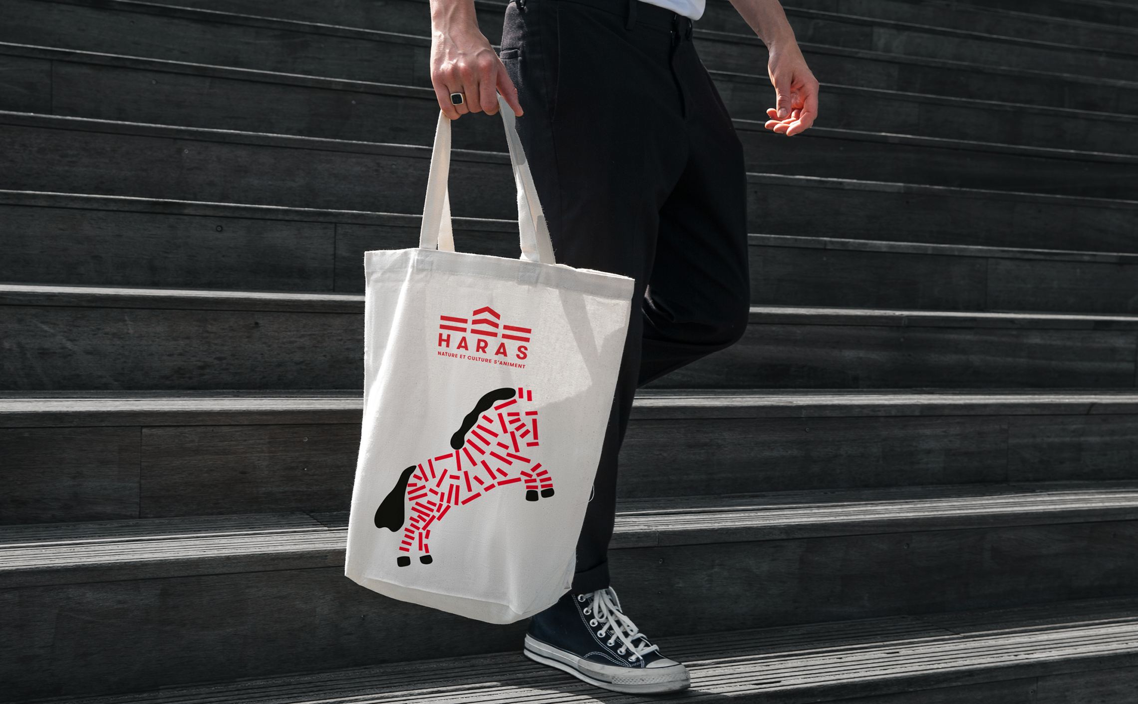 Haras-Annecy-identity-branding-illustrations-tot-bag