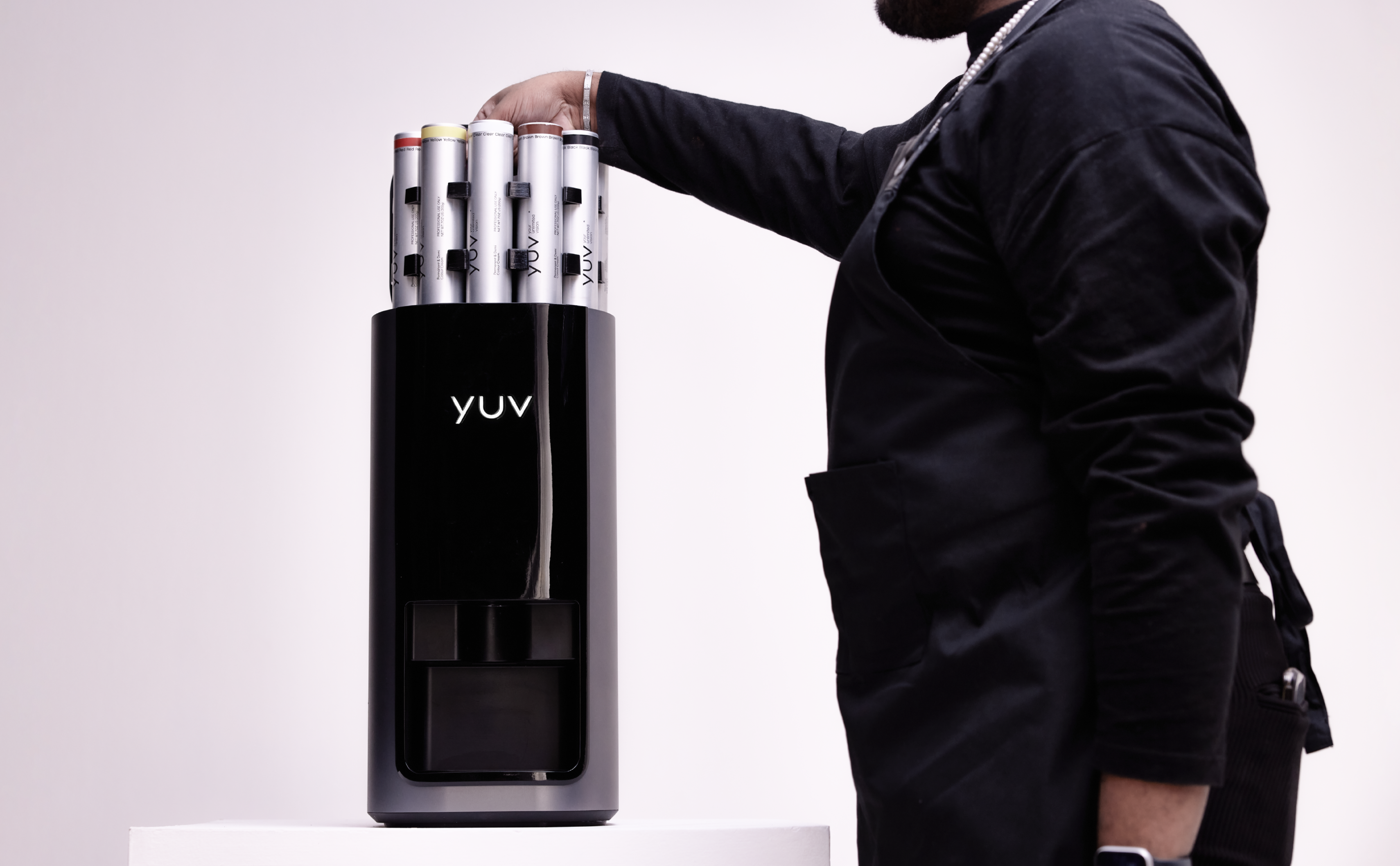 YUV-haircolor-visual-identity