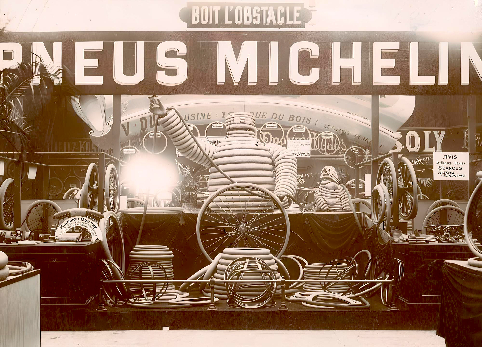 bibendum-michelin-1898