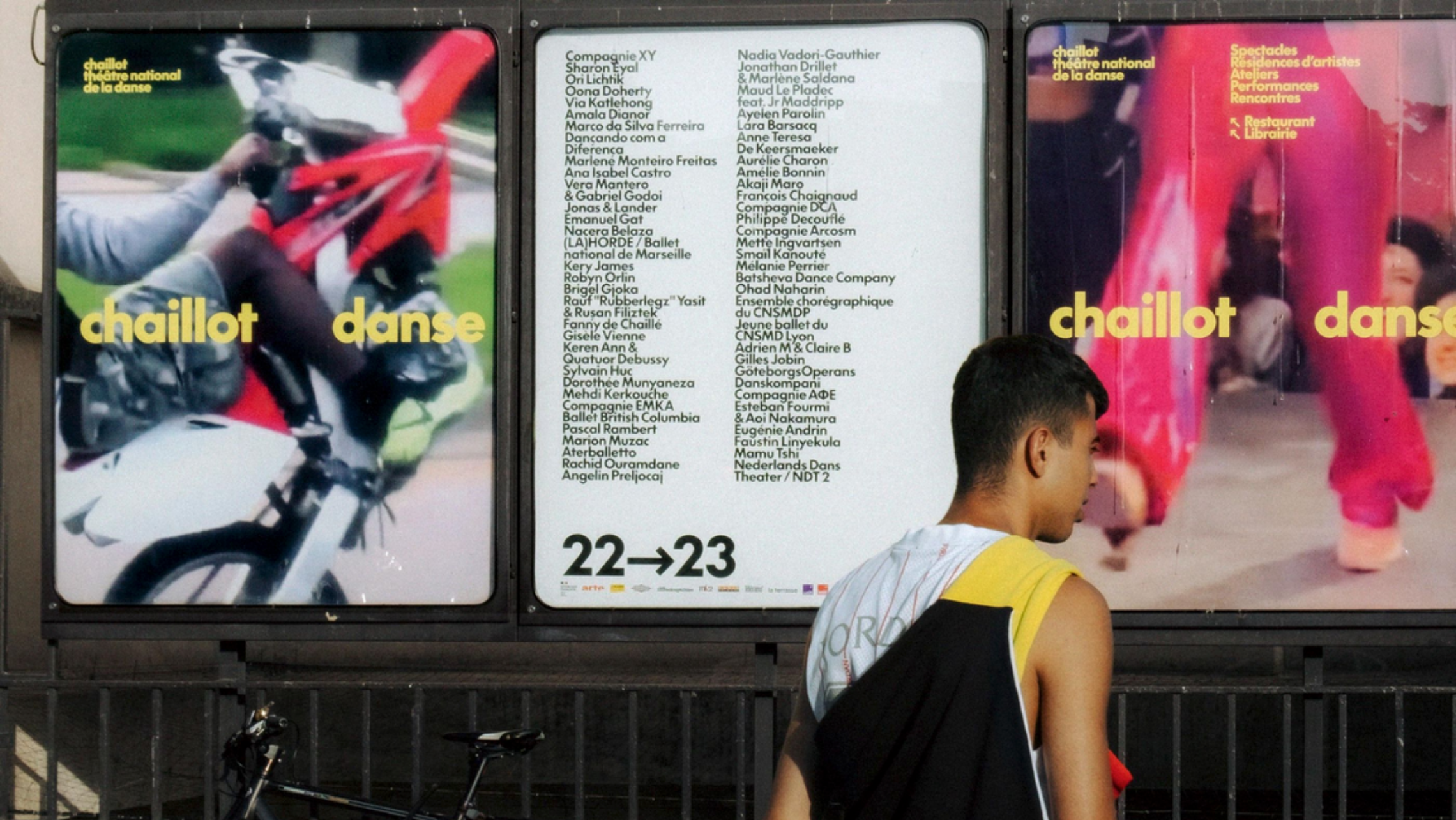 30-affiche-theatre-chaillot